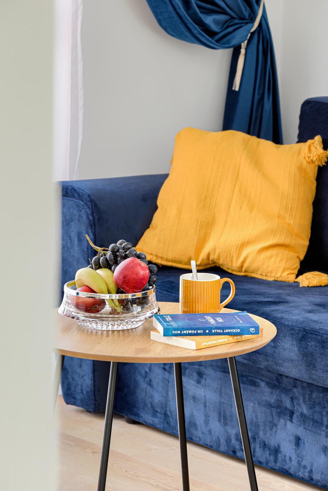 Ari Navy Apartment - High-End Residence Арад Екстериор снимка