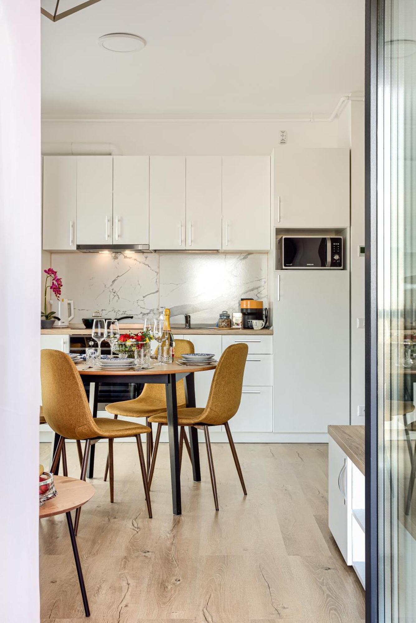 Ari Navy Apartment - High-End Residence Арад Екстериор снимка