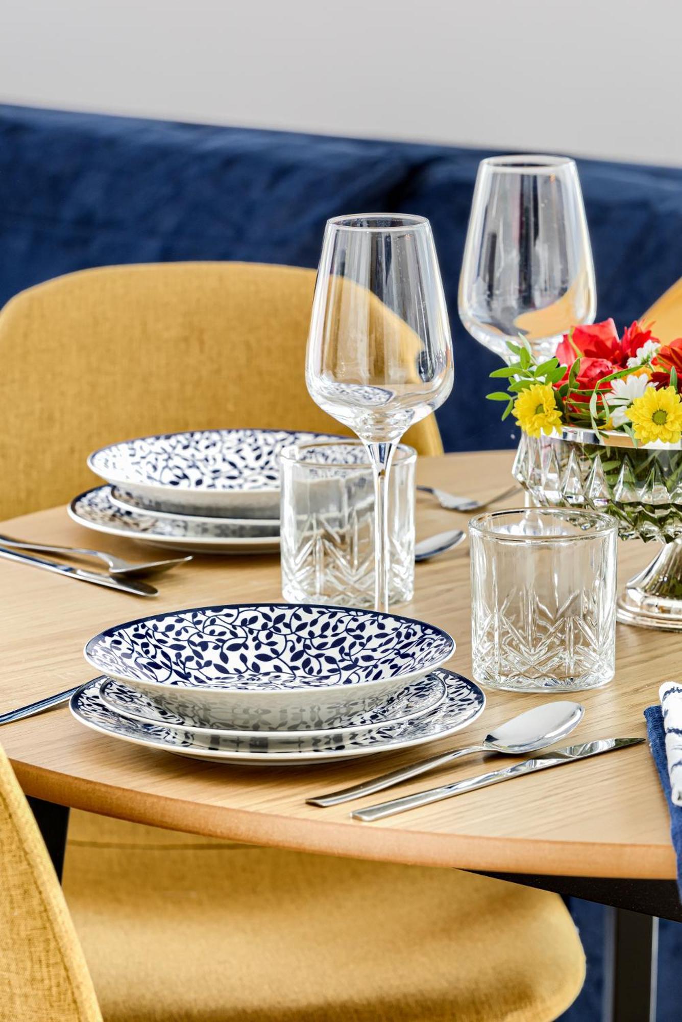 Ari Navy Apartment - High-End Residence Арад Екстериор снимка