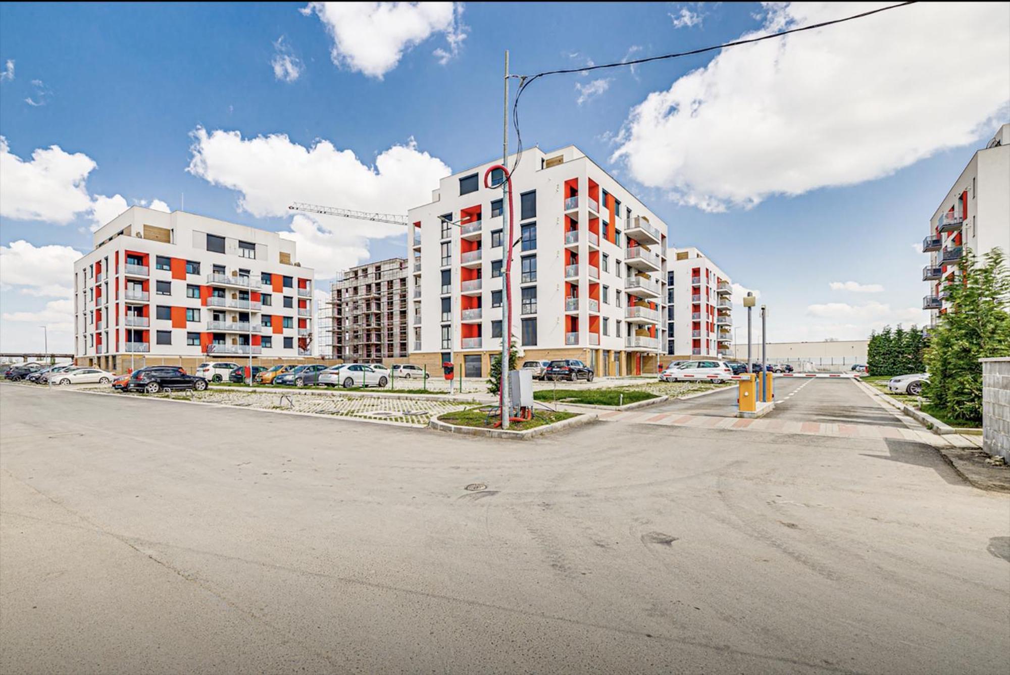 Ari Navy Apartment - High-End Residence Арад Екстериор снимка